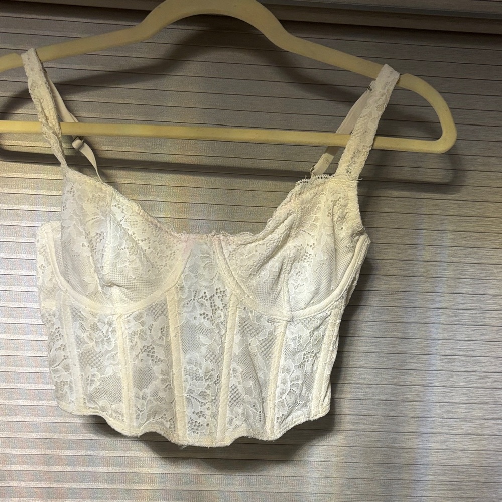 Gilly Hicks Lace Bustier in Cream